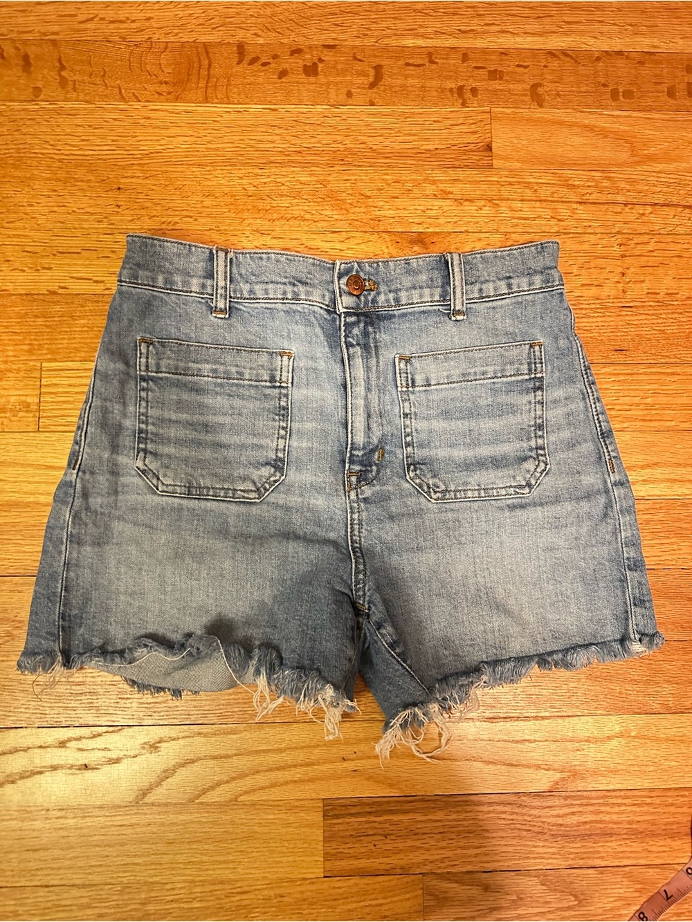 Madewell High Rise Raw Hem Denim Shorts Size 28 Light Wash